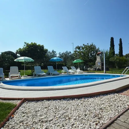 Сasa de vacaciones Holiday Smilovic.2